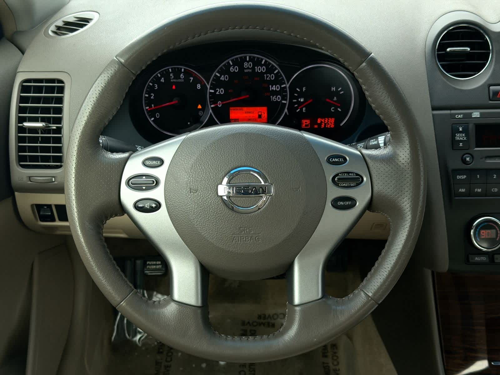 Thumbnail: 2010 Nissan Altima - 25