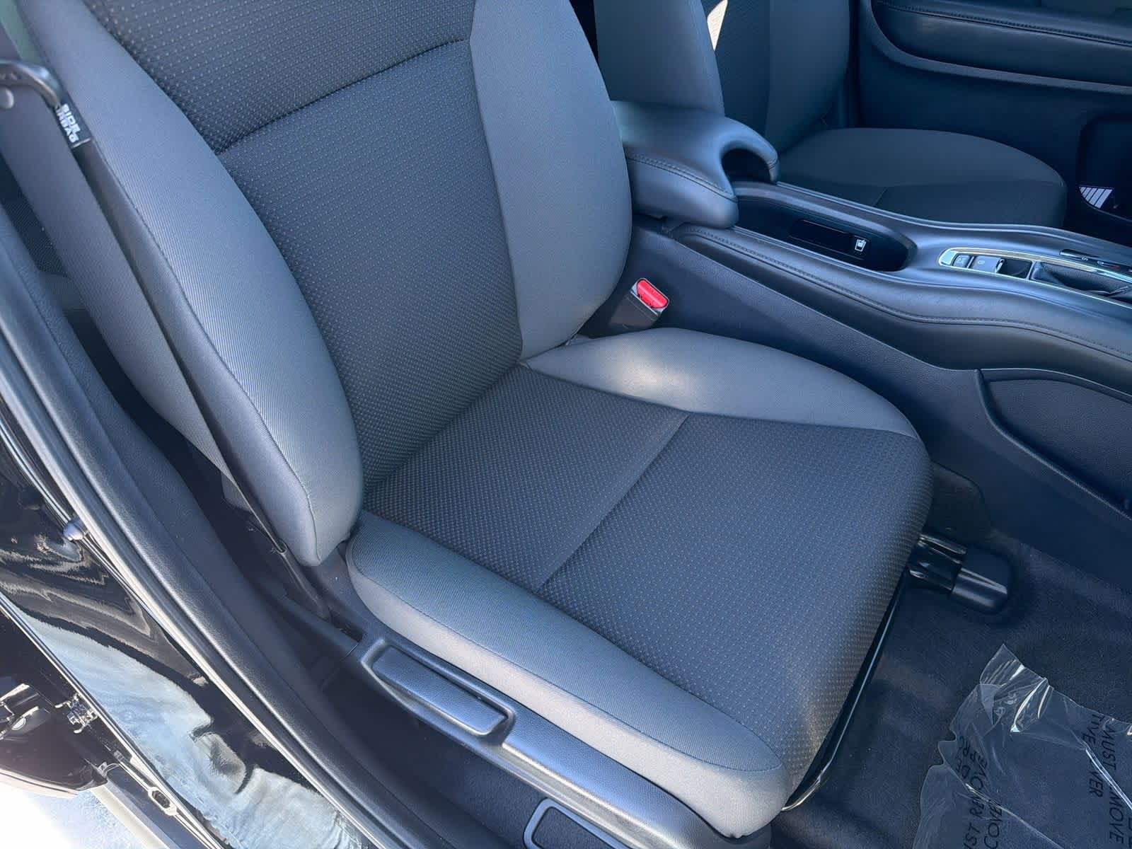 Thumbnail: 2022 Honda HR-V - 22