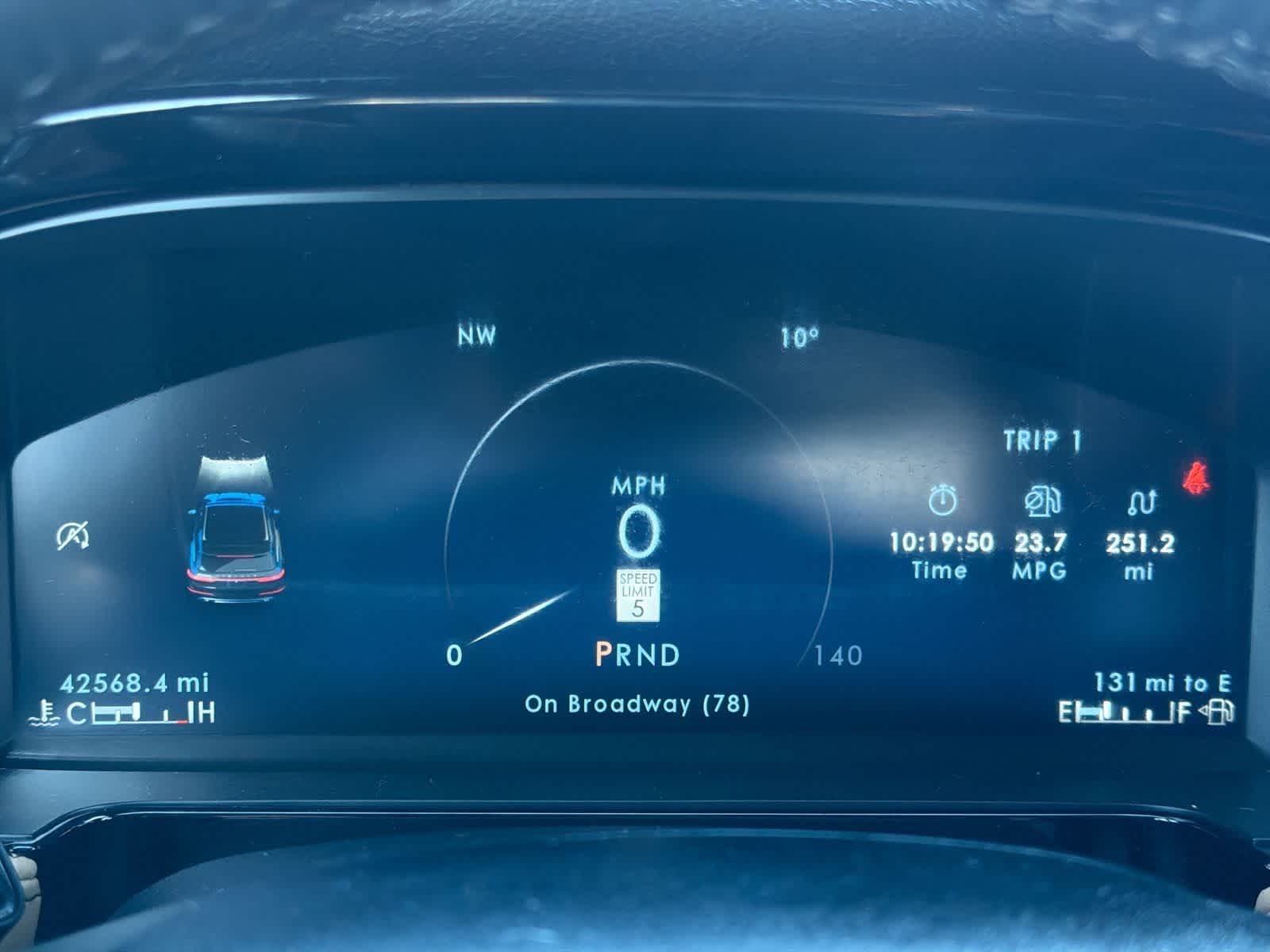 Thumbnail: 2023 Lincoln Corsair - 36