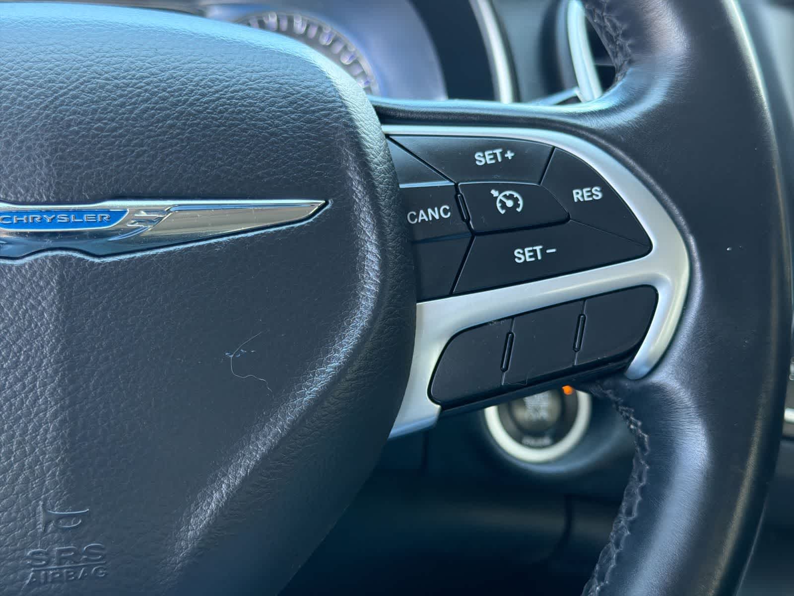 Thumbnail: 2016 Chrysler 200 - 26