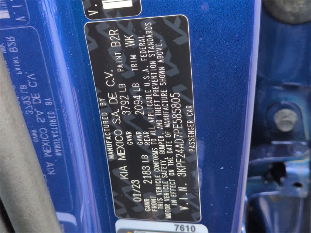 Thumbnail: 2023 Kia Forte - 36