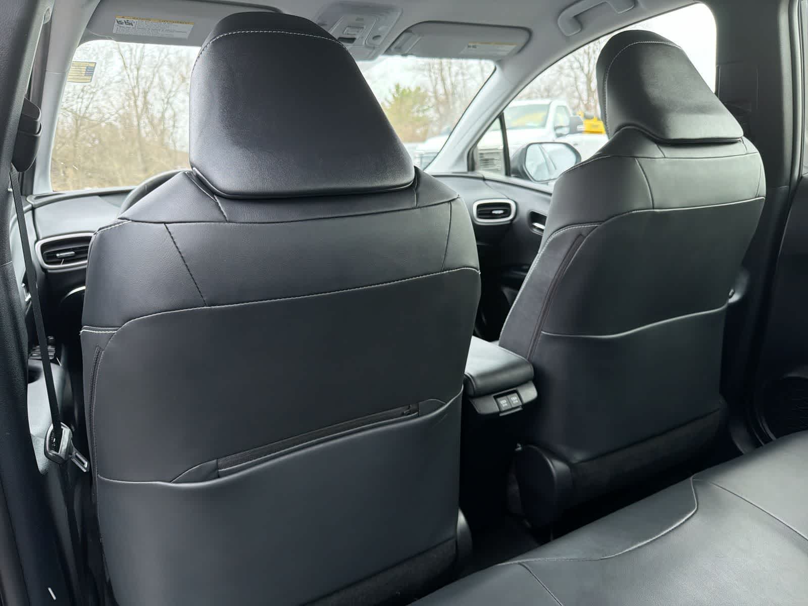 Thumbnail: 2022 Toyota Prius Prime - 19