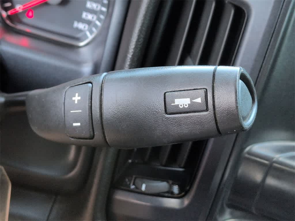 Thumbnail: 2019 Chevrolet Silverado 2500 - 32
