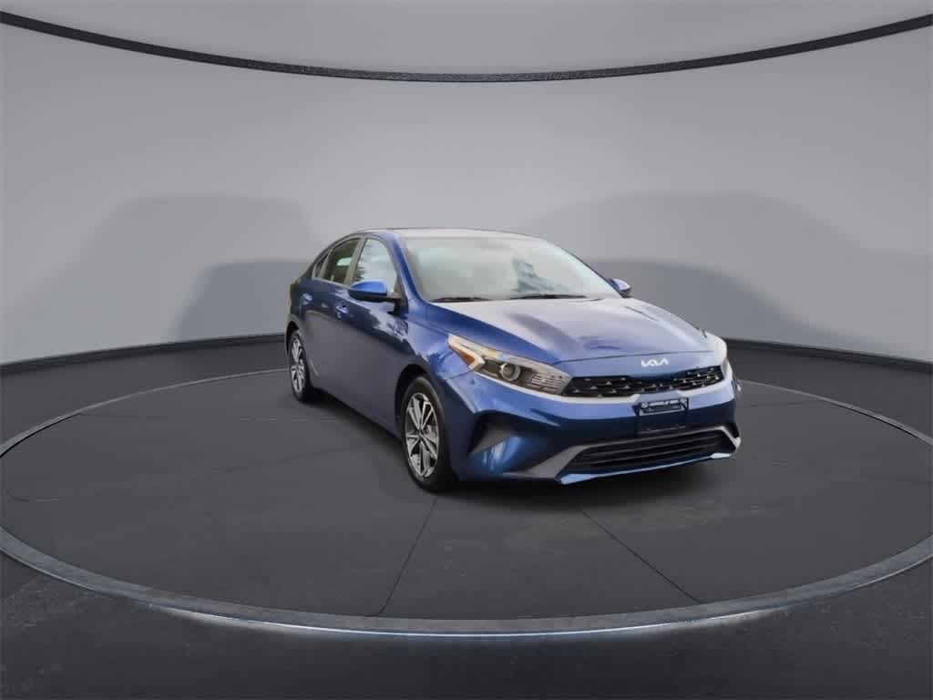 Thumbnail: 2023 Kia Forte - 2