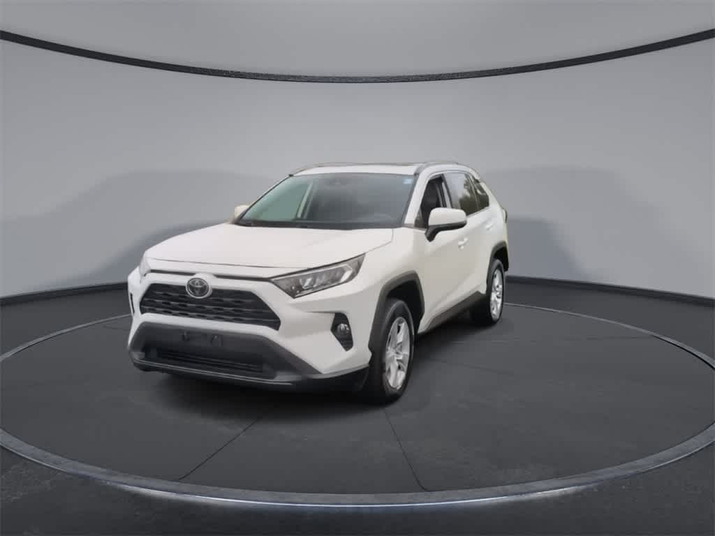 Thumbnail: 2019 Toyota RAV4 - 3