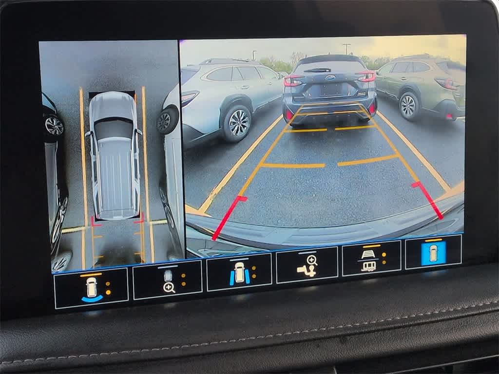 Thumbnail: 2021 Chevrolet Suburban - 32