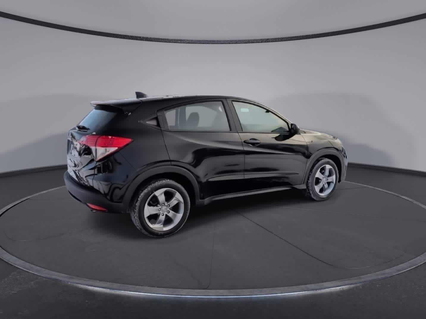 Thumbnail: 2019 Honda HR-V - 8