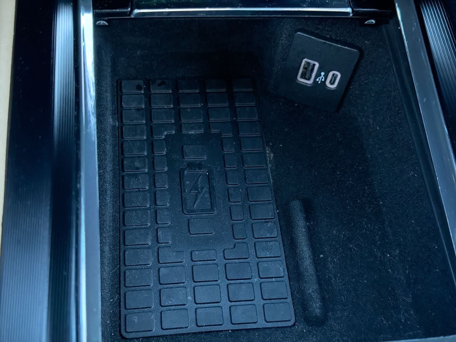 Thumbnail: 2023 Lincoln Corsair - 34