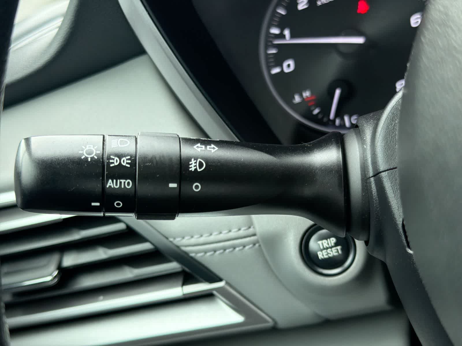 Thumbnail: 2023 Subaru Legacy - 28