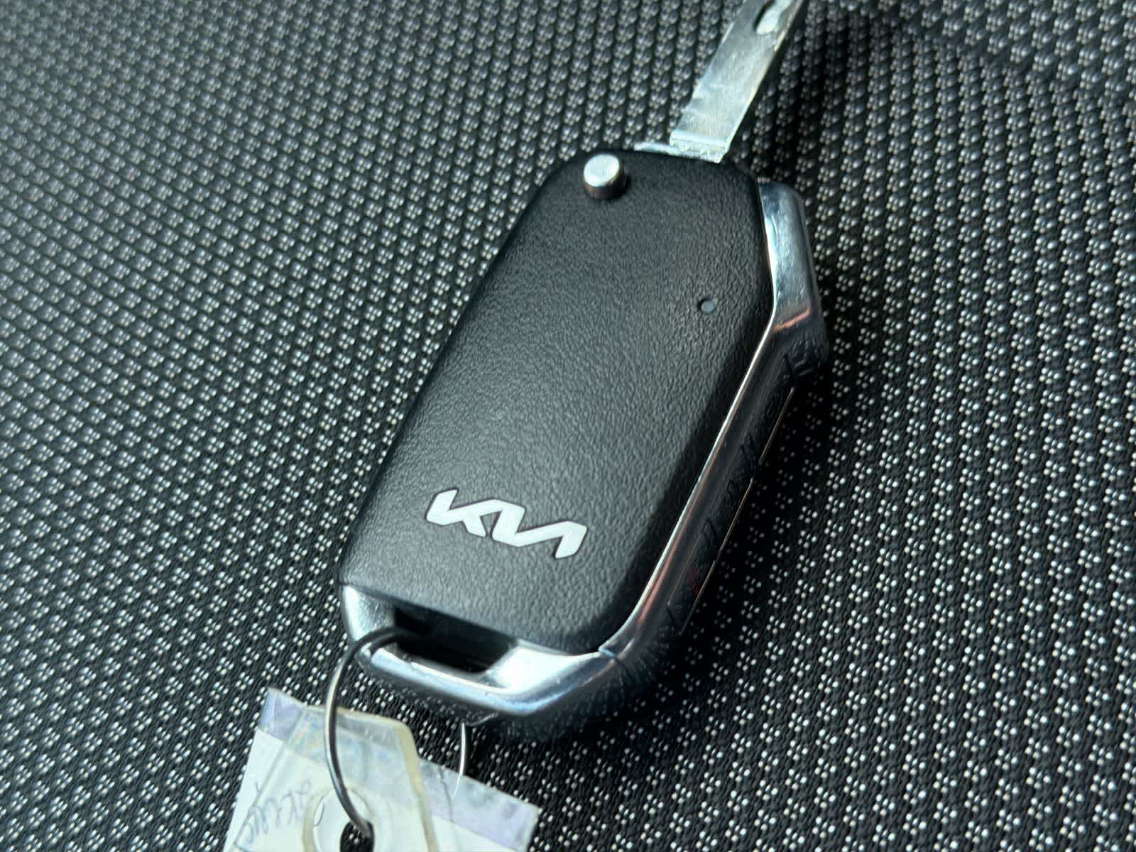Thumbnail: 2023 Kia Forte - 35