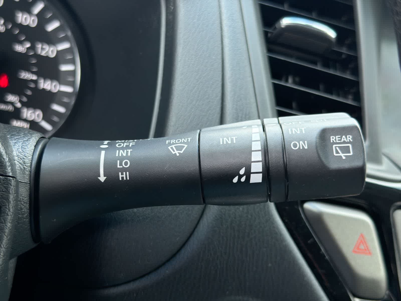 Thumbnail: 2020 Nissan Pathfinder - 26