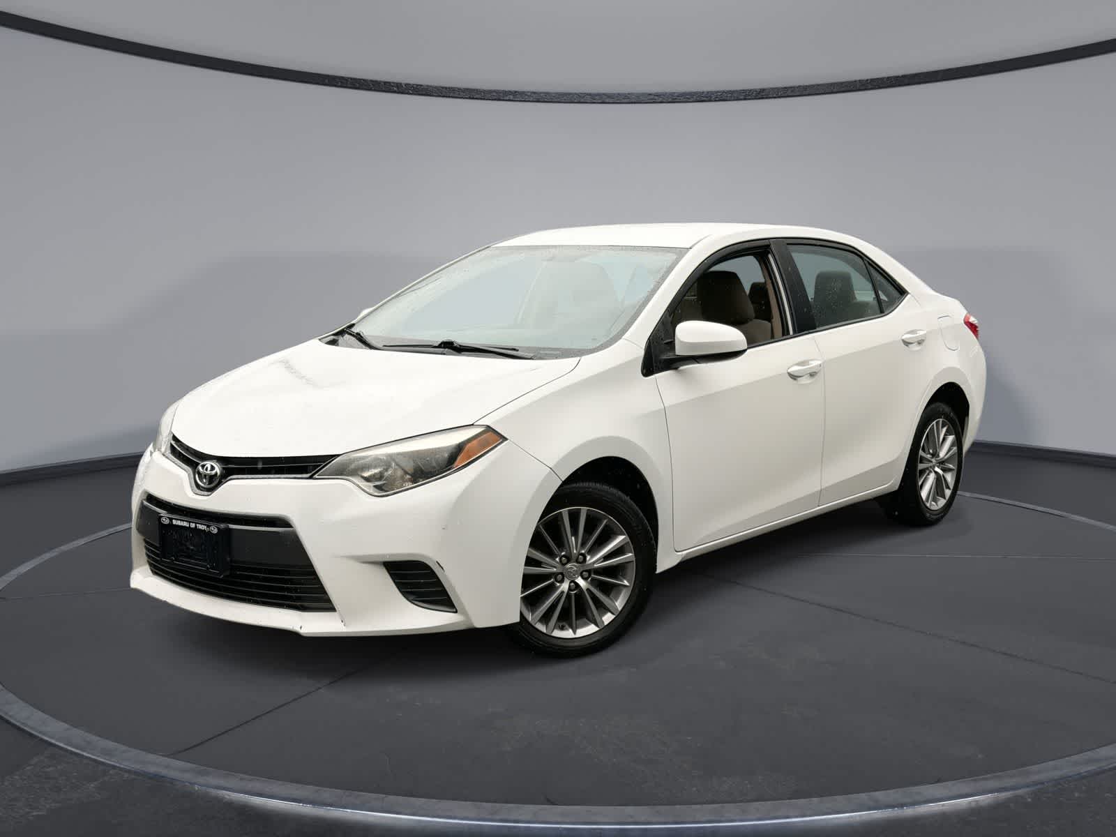 Thumbnail: 2015 Toyota Corolla - 1