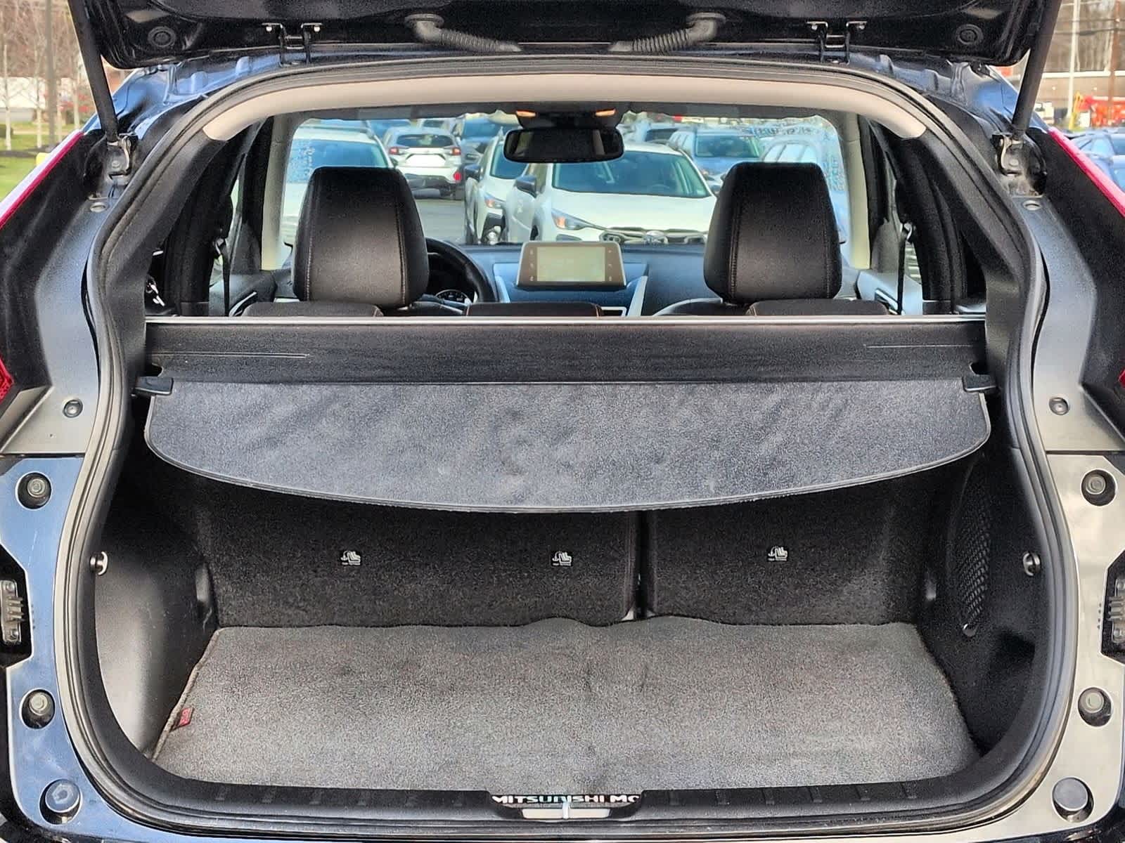 Thumbnail: 2019 Mitsubishi Eclipse Cross - 36