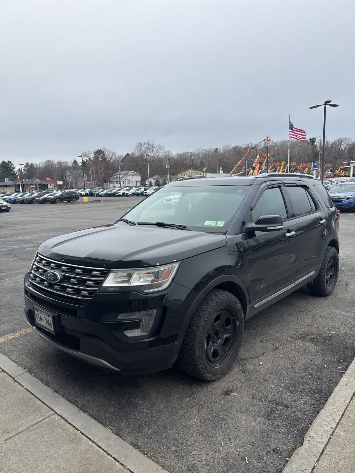 2017 Ford Explorer XLT -
                  Troy, NY