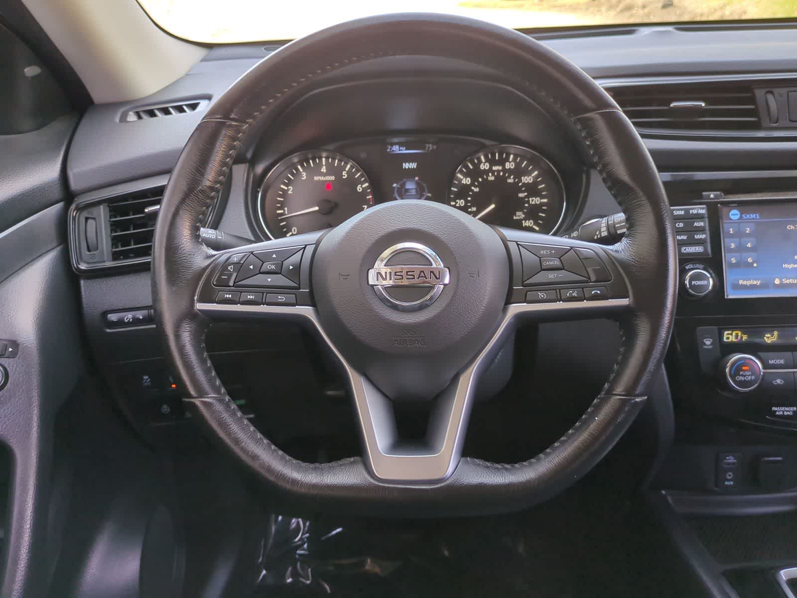Thumbnail: 2017 Nissan Rogue - 22