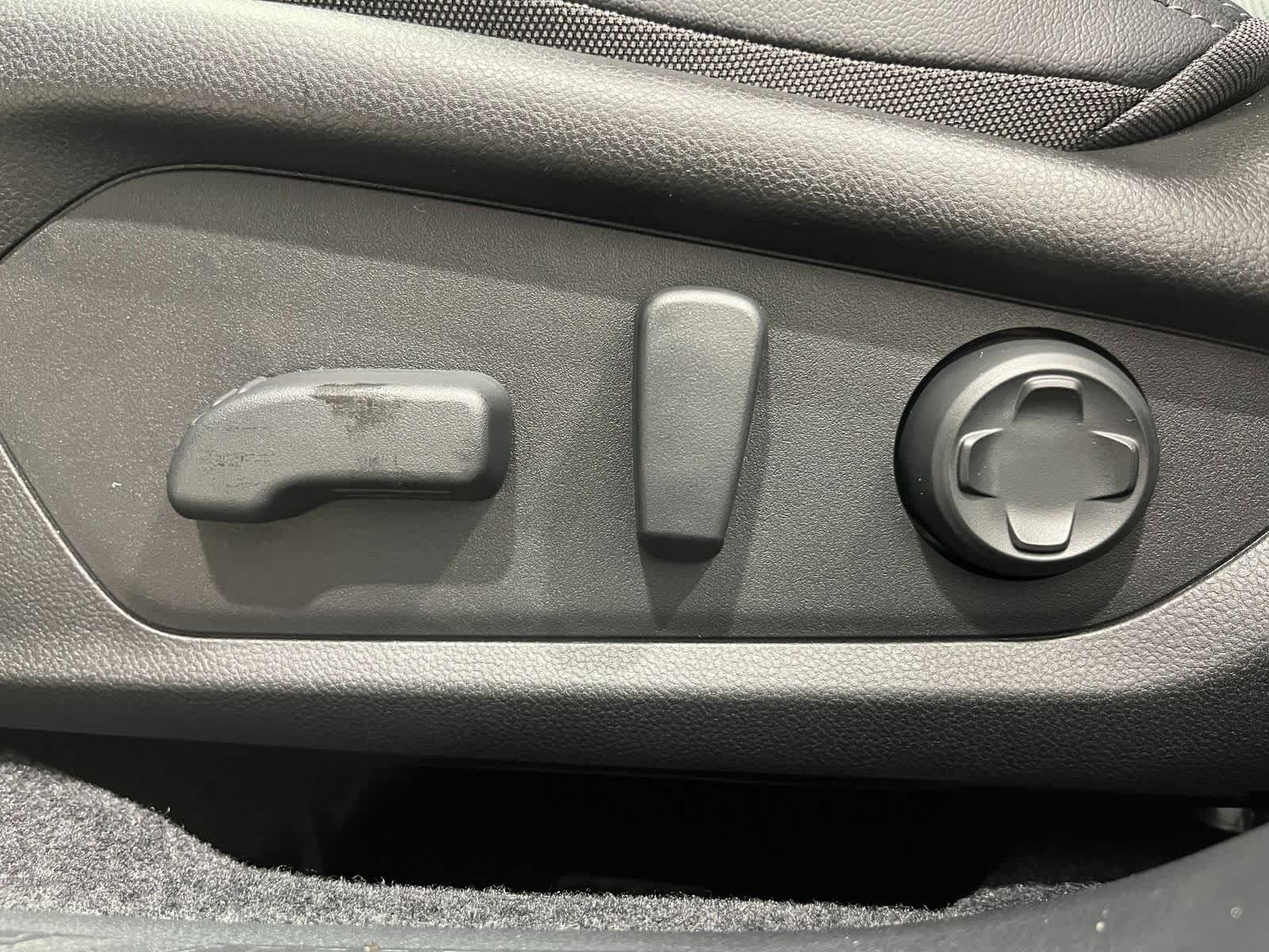 Thumbnail: 2026 Subaru Outback - 13