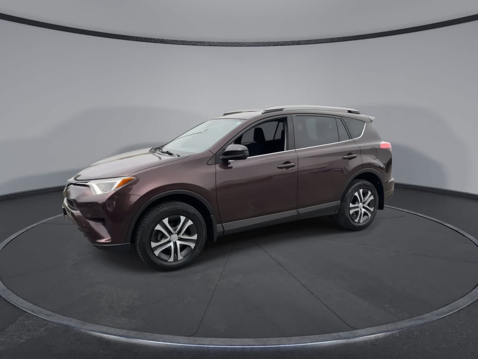Thumbnail: 2017 Toyota RAV4 - 4