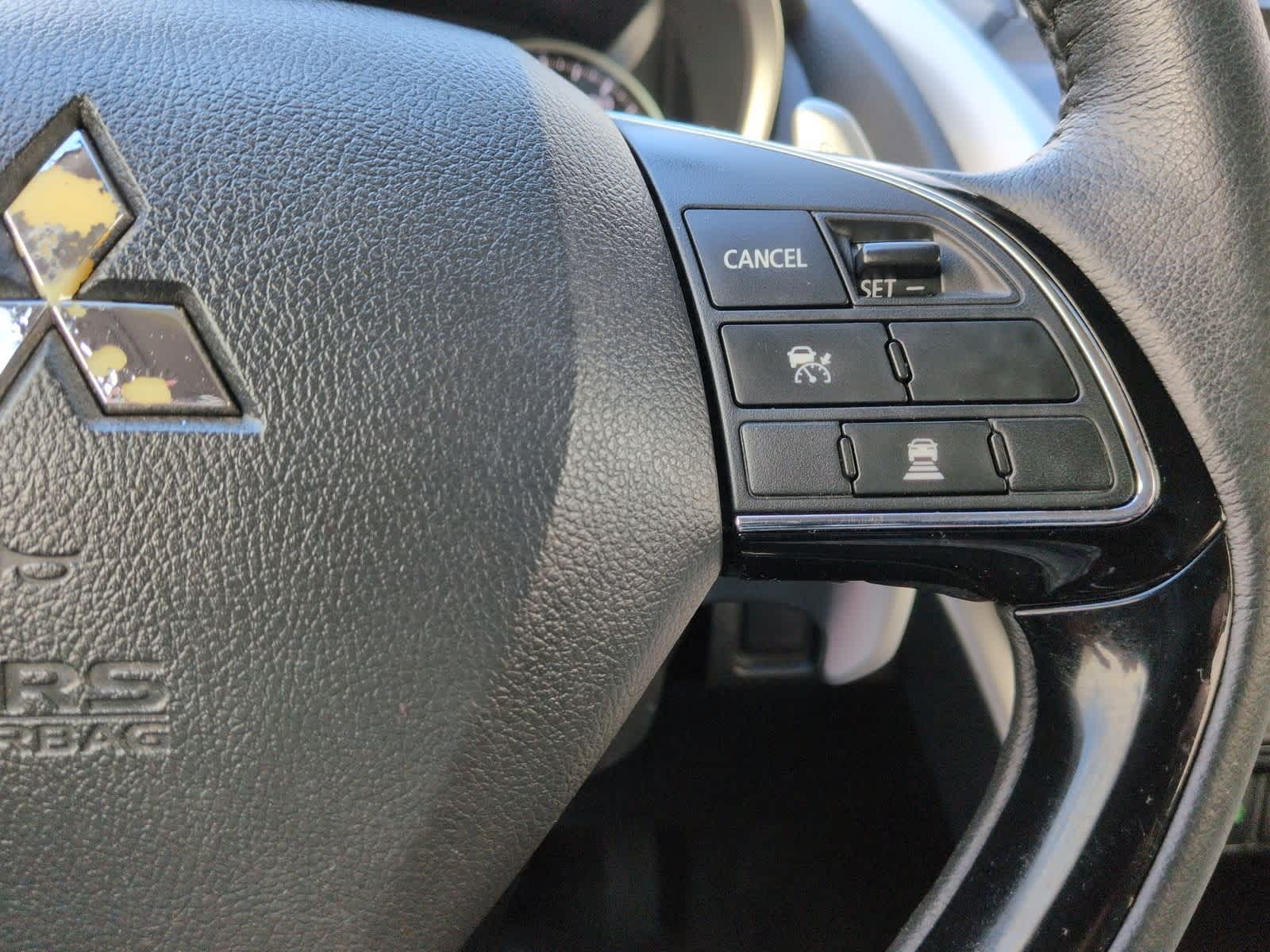 Thumbnail: 2019 Mitsubishi Eclipse Cross - 27