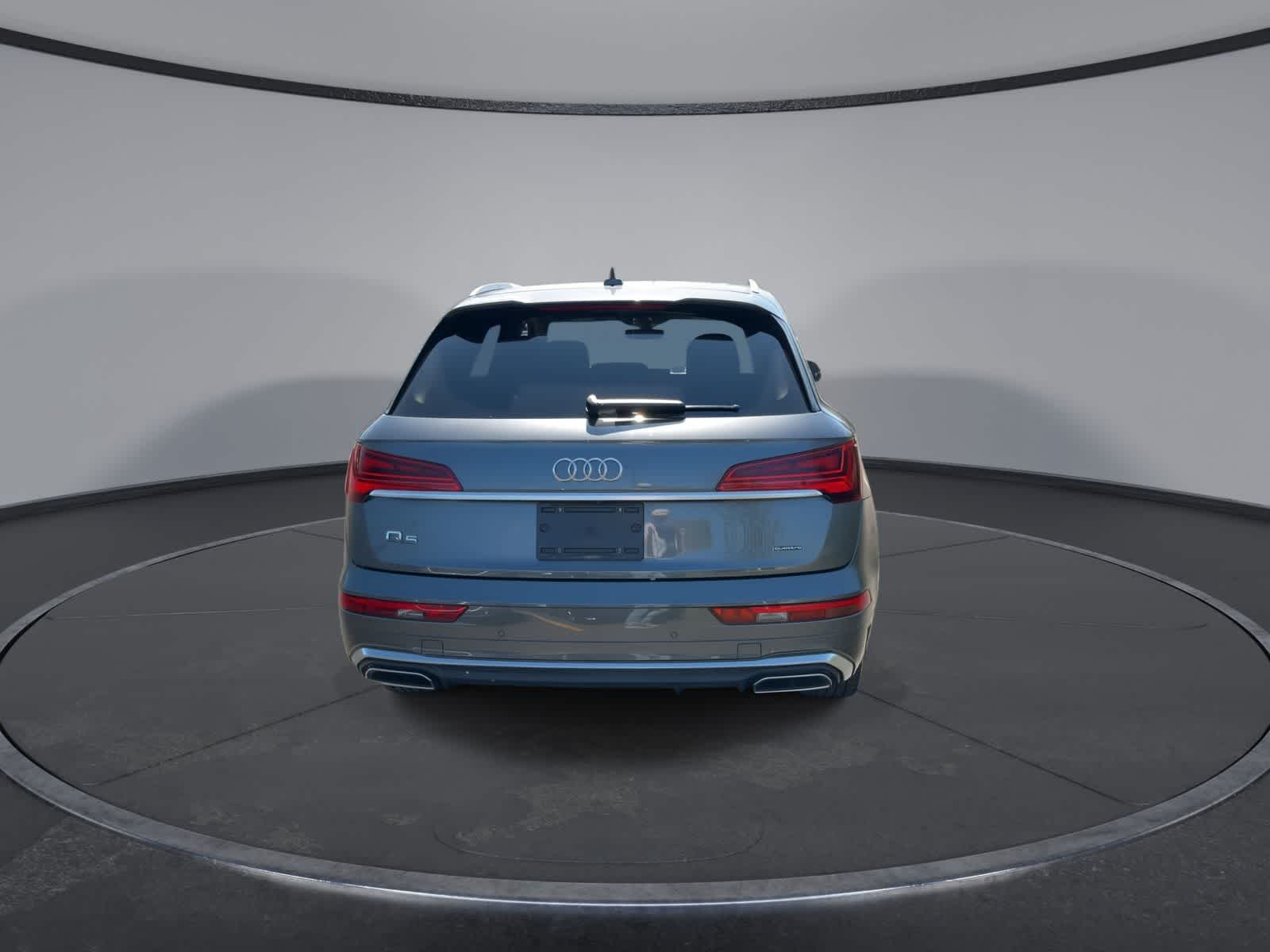 Thumbnail: 2023 Audi Q5 - 7