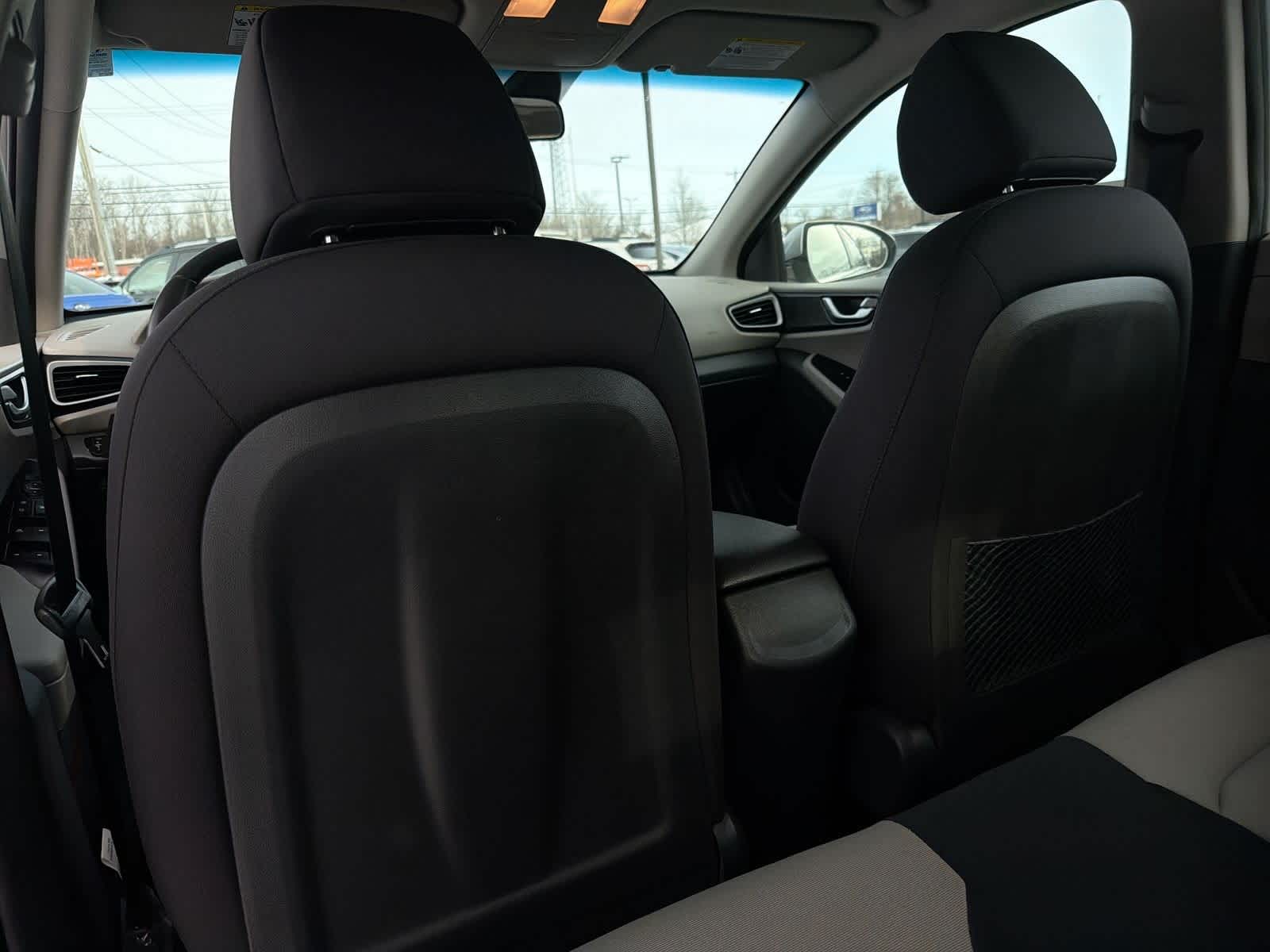 Thumbnail: 2017 Hyundai Ioniq - 19