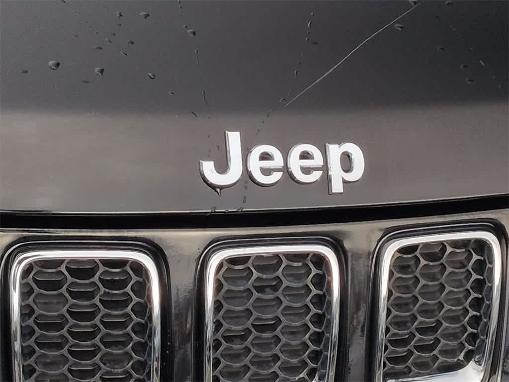 Thumbnail: 2021 Jeep Compass - 12