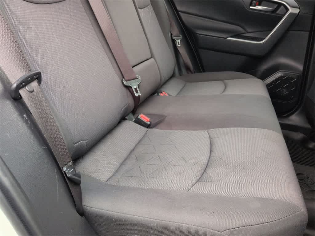 Thumbnail: 2019 Toyota RAV4 - 22