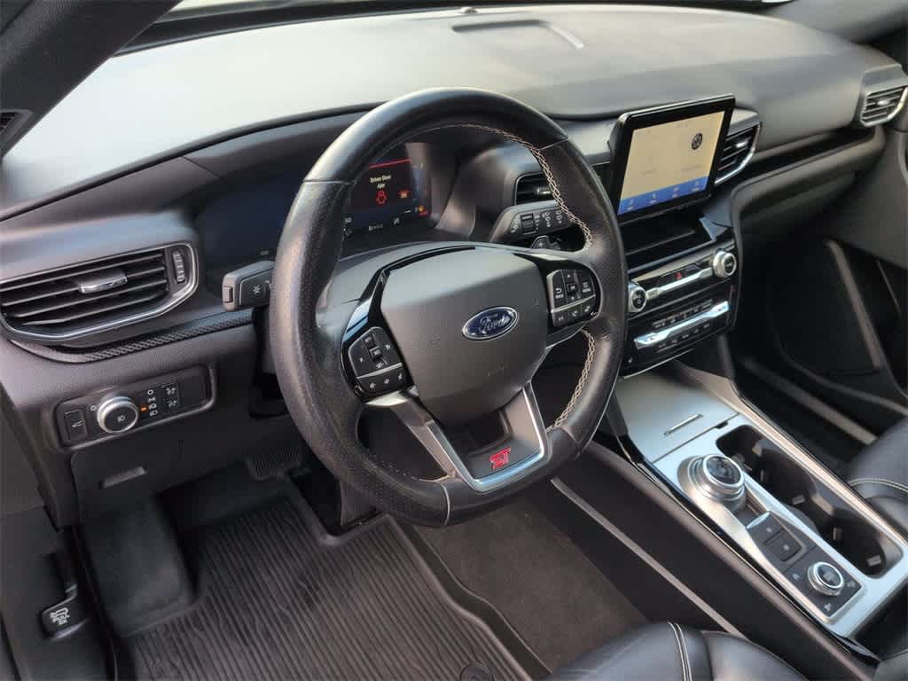 Thumbnail: 2022 Ford Explorer - 10