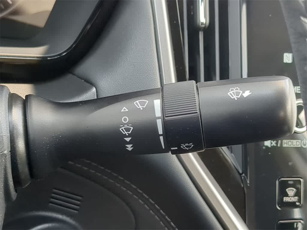 2025 Subaru Legacy Premium 26