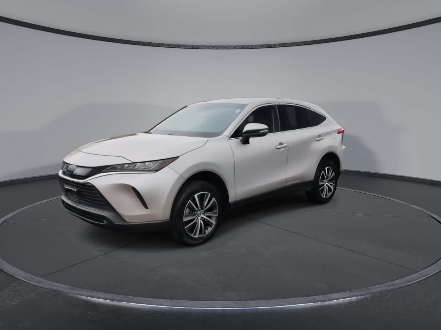 Thumbnail: 2022 Toyota Venza - 4