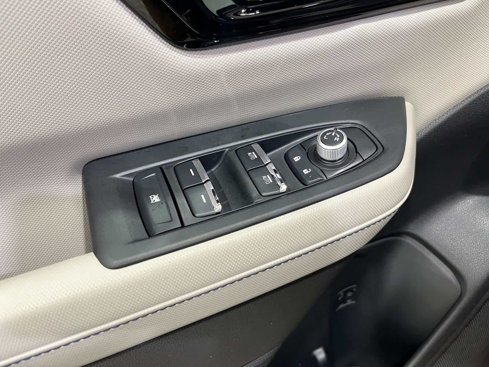 Thumbnail: 2026 Subaru Forester - 13