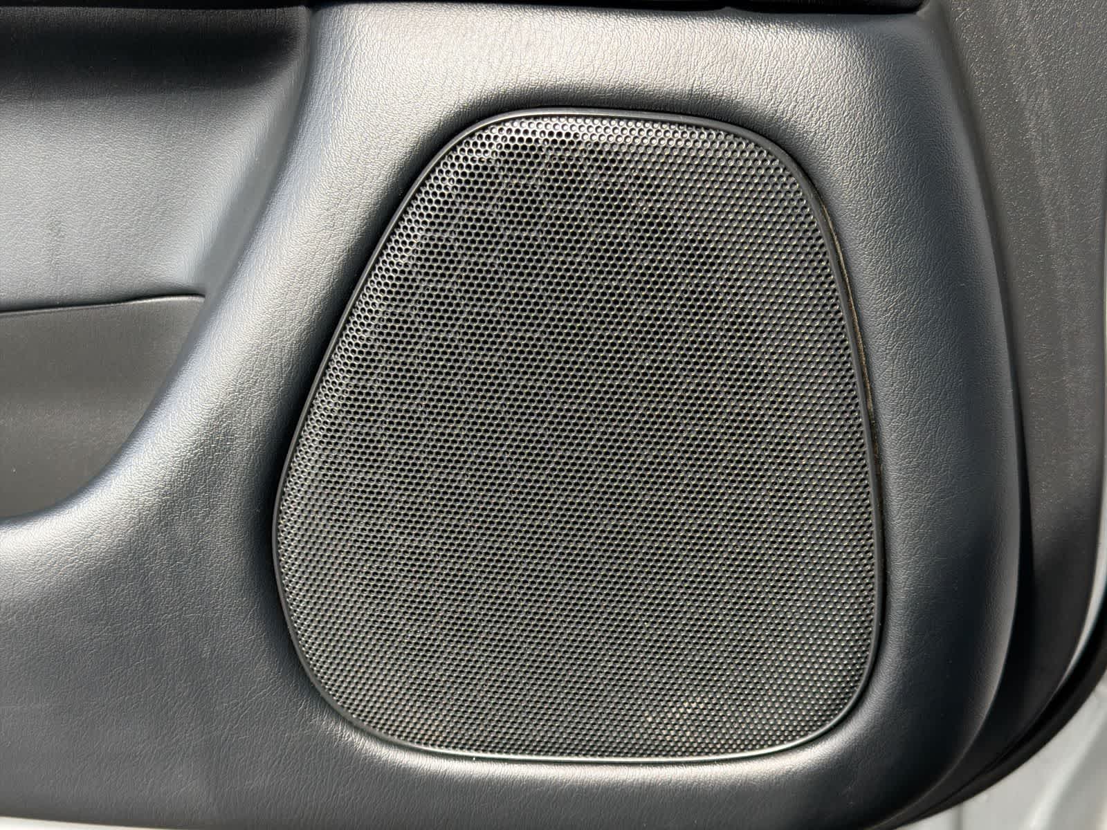 Thumbnail: 2020 Nissan Pathfinder - 30