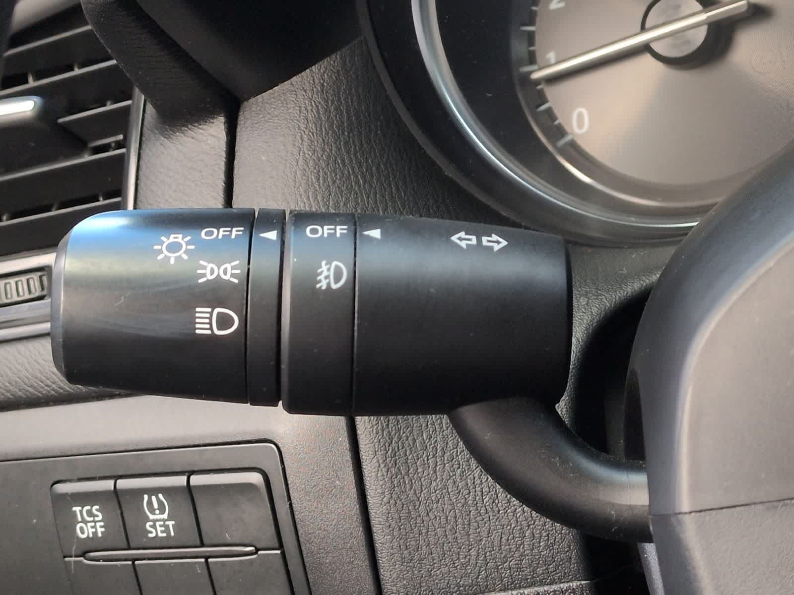 Thumbnail: 2015 Mazda CX-5 - 27