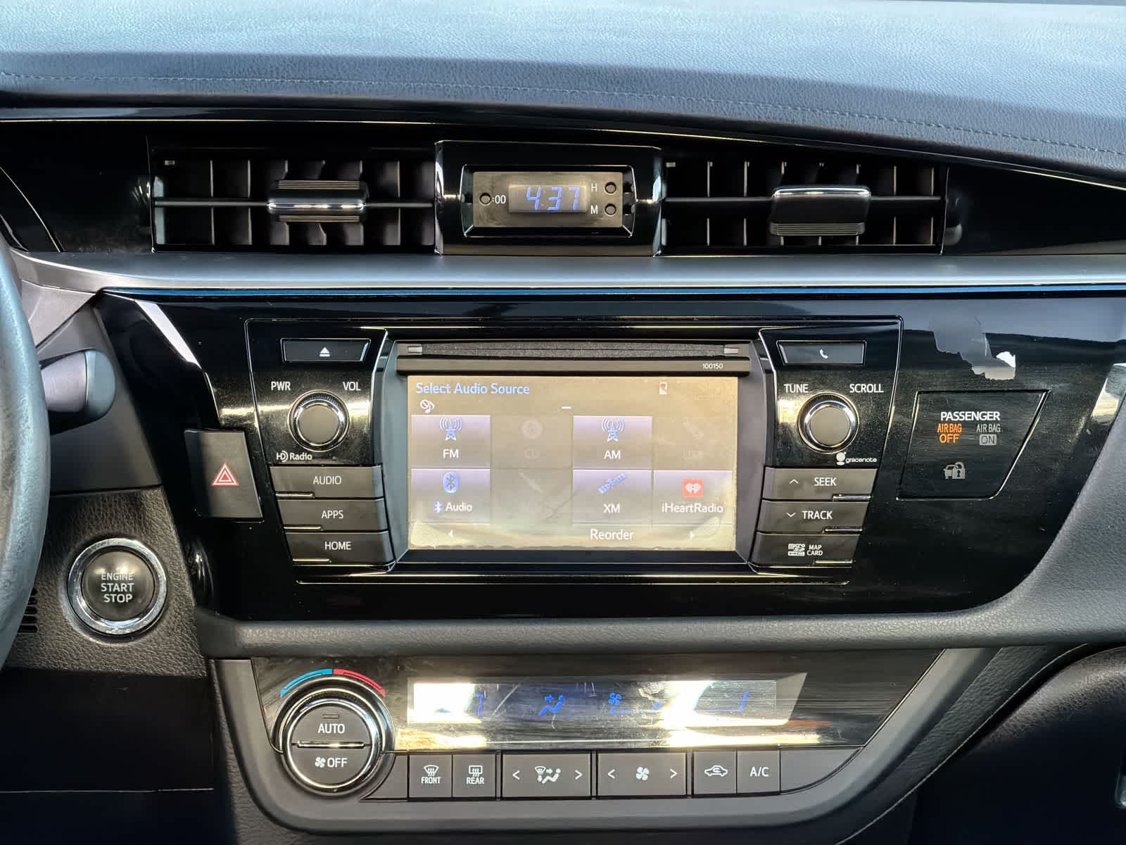 Thumbnail: 2015 Toyota Corolla - 29