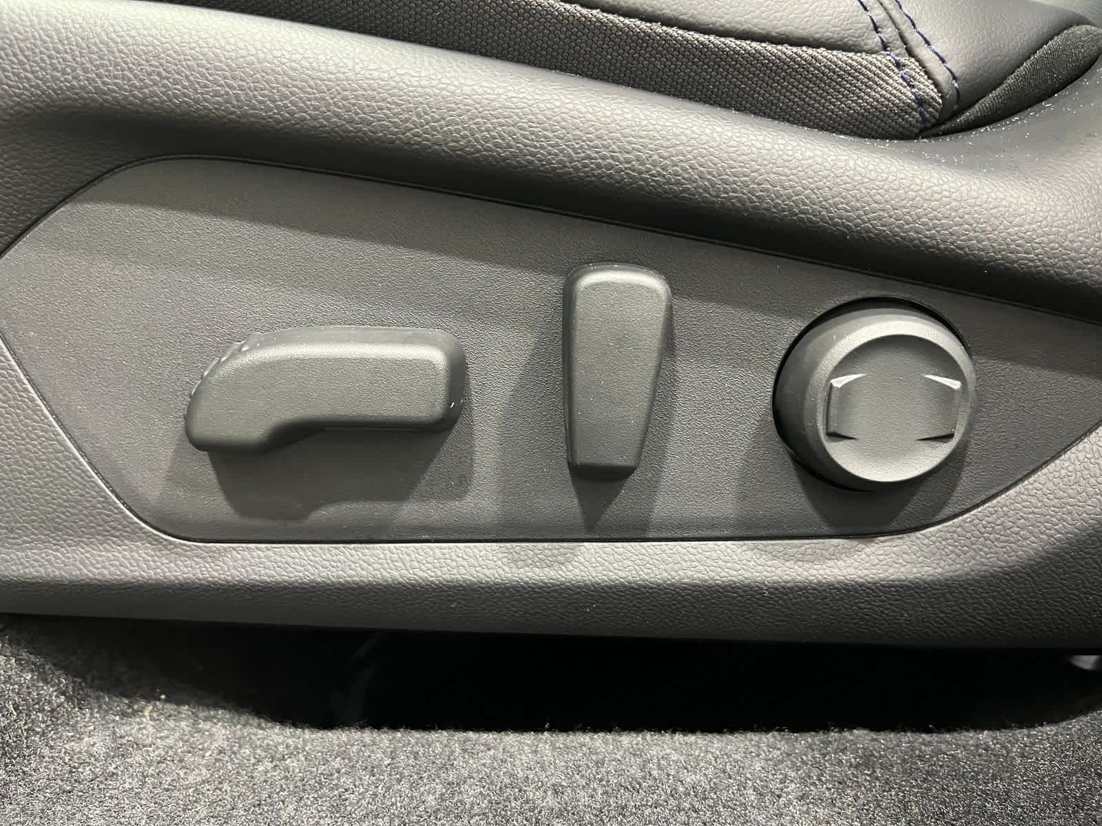 Thumbnail: 2026 Subaru Forester - 12