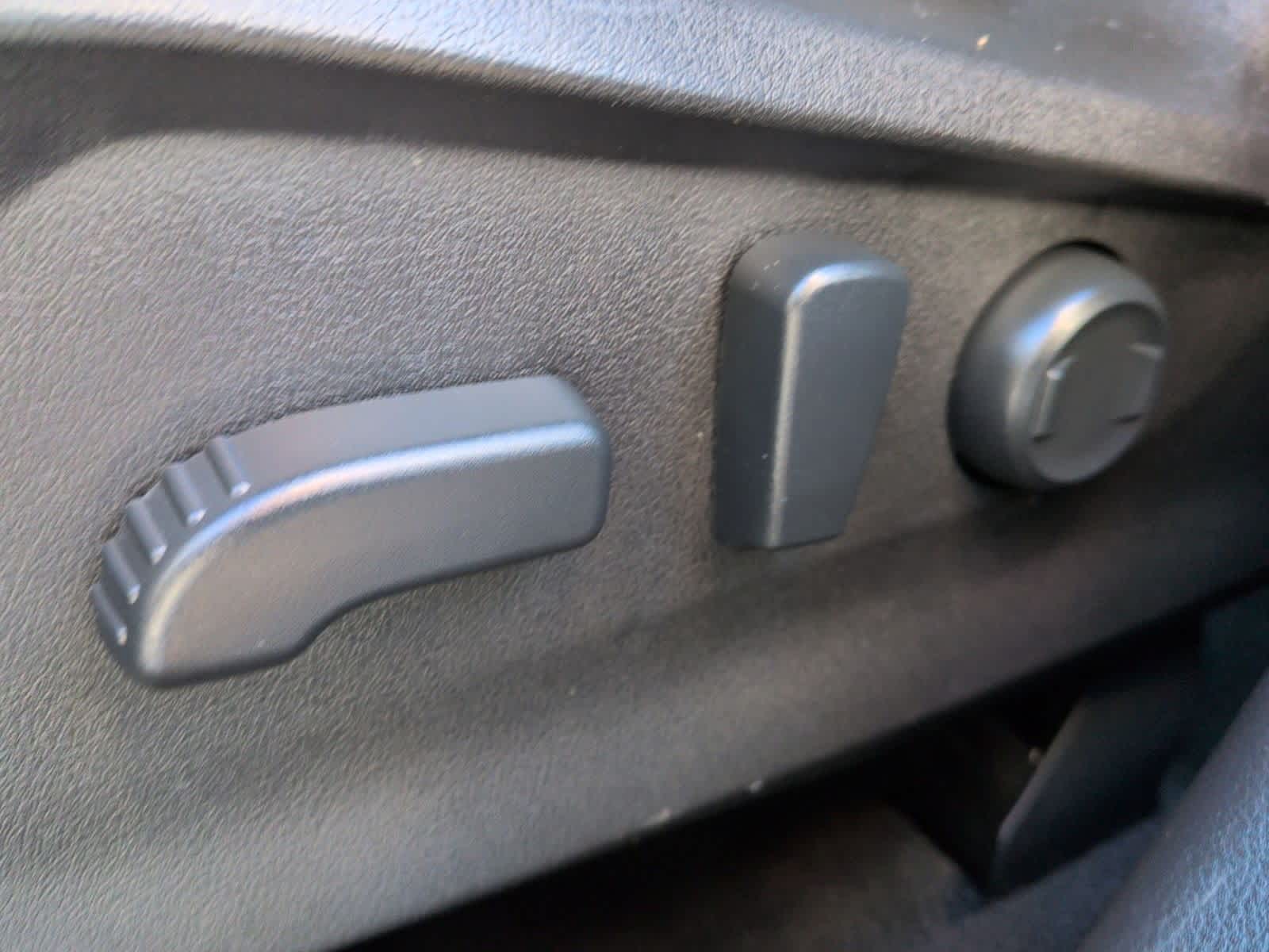 Thumbnail: 2020 Subaru Forester - 18