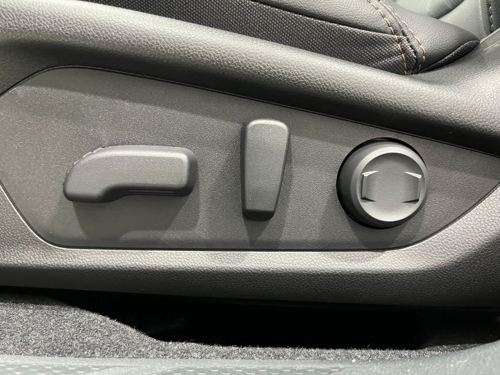 Thumbnail: 2026 Subaru Outback - 10