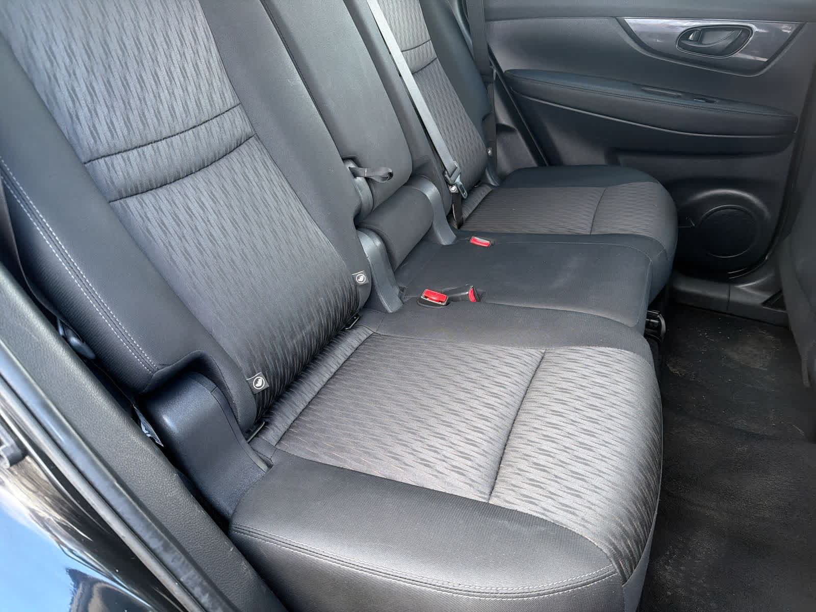 Thumbnail: 2019 Nissan Rogue - 21