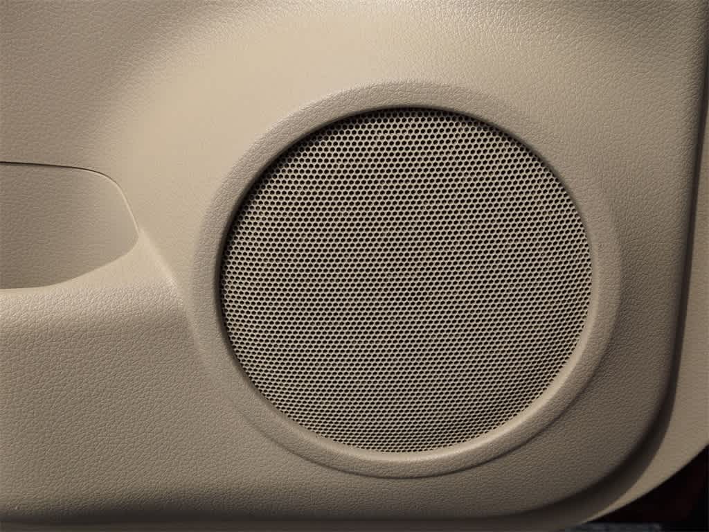 Thumbnail: 2015 Nissan Rogue - 33