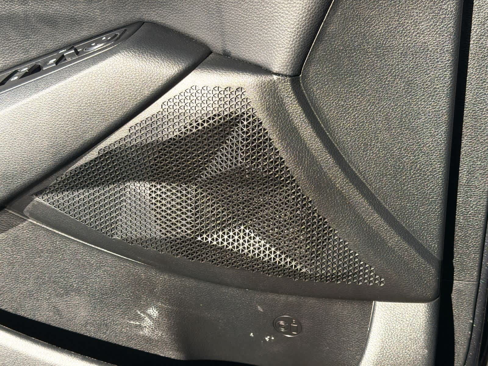 Thumbnail: 2023 Kia Seltos - 30