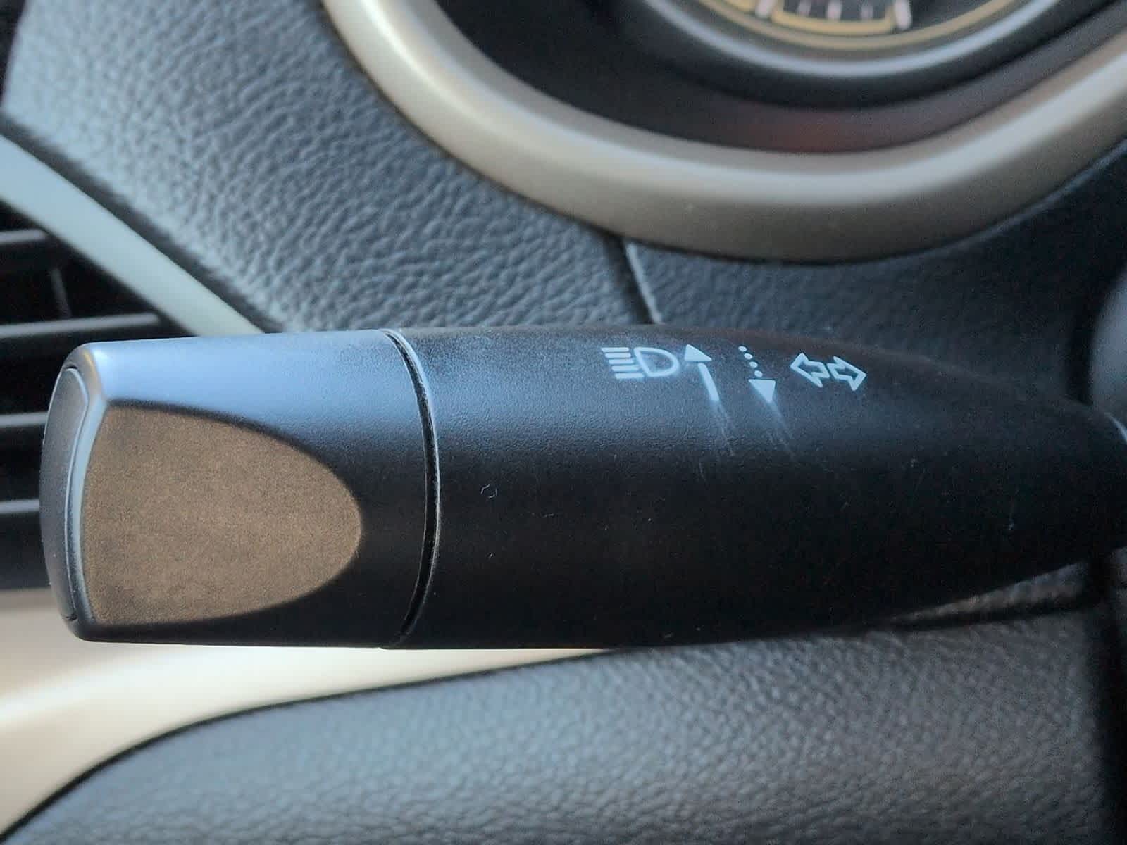 Thumbnail: 2016 Jeep Cherokee - 29