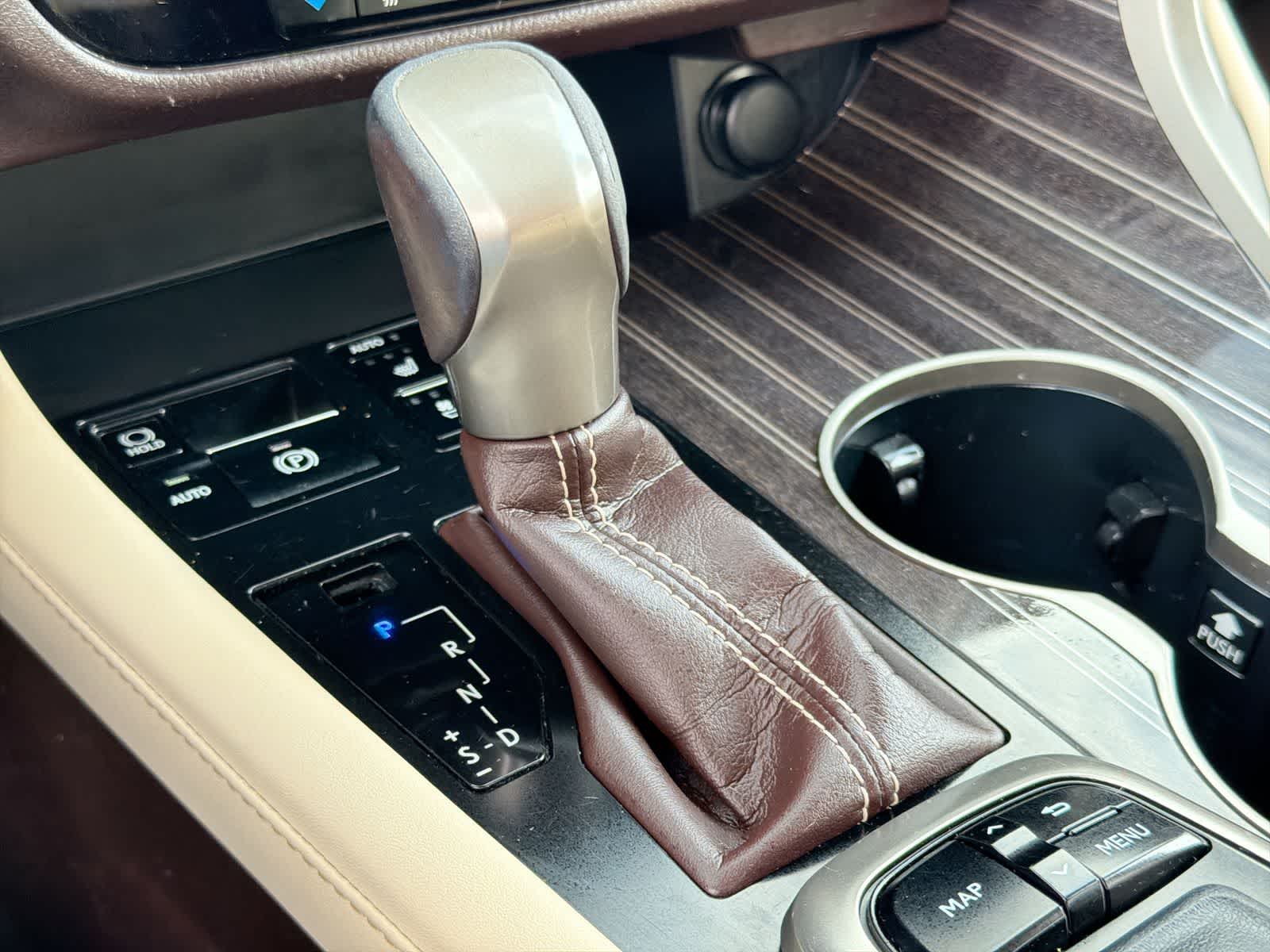 Thumbnail: 2019 Lexus RX - 34