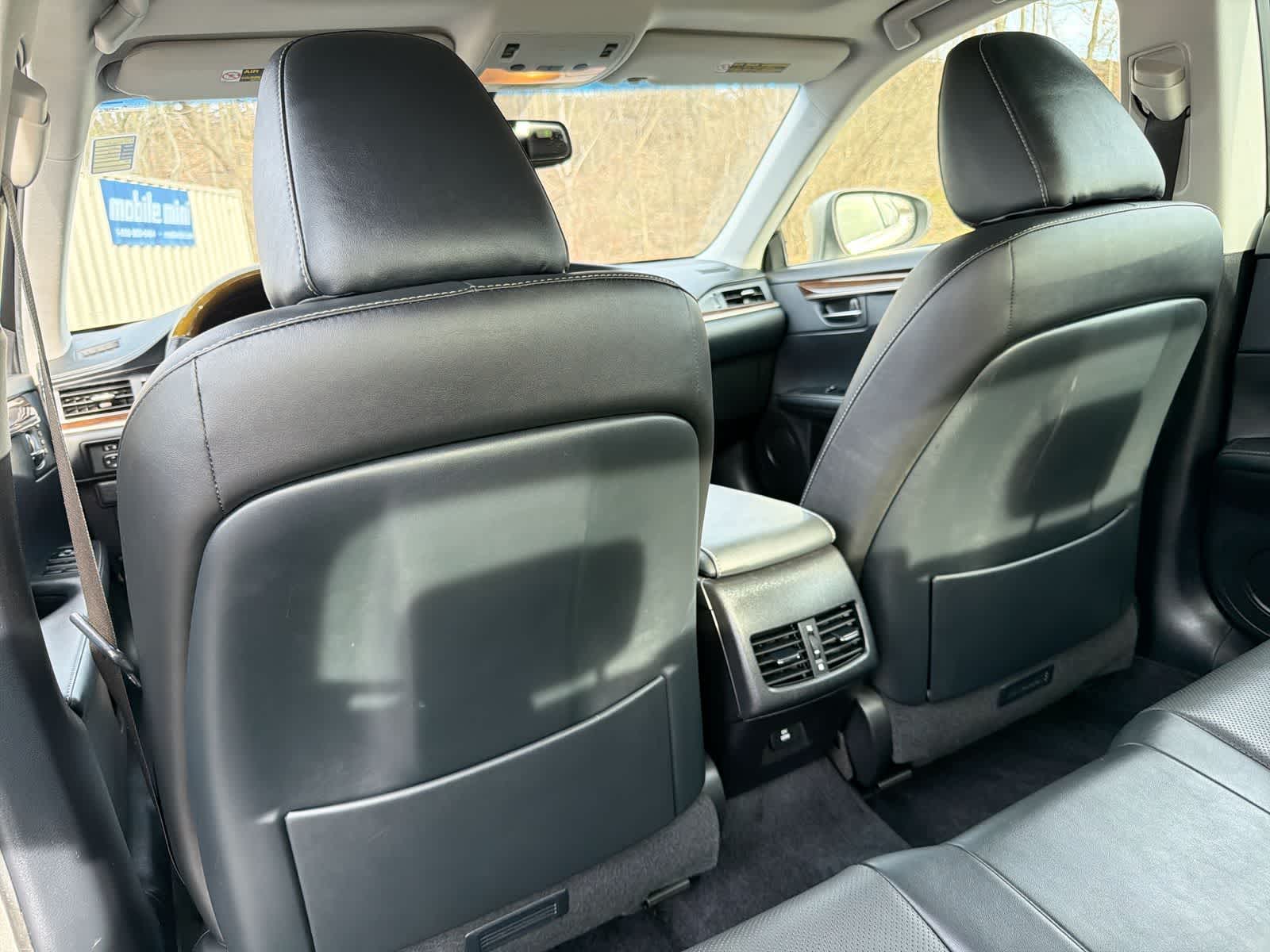 Thumbnail: 2015 Lexus ES - 19