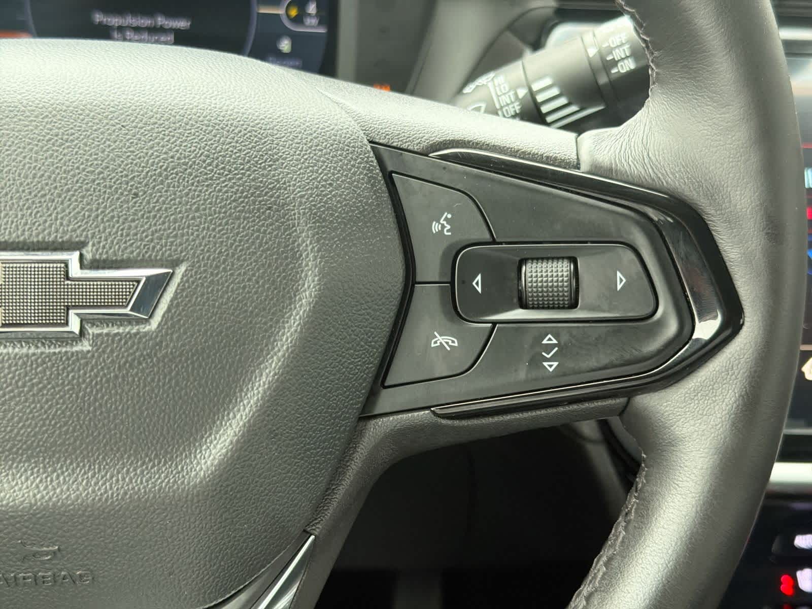 Thumbnail: 2023 Chevrolet Bolt EUV - 25