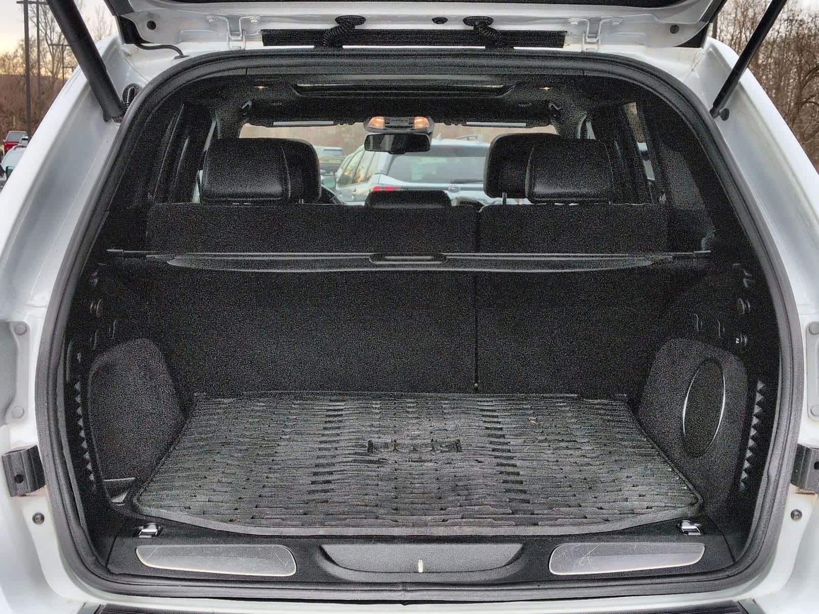 Thumbnail: 2016 Jeep Grand Cherokee - 37