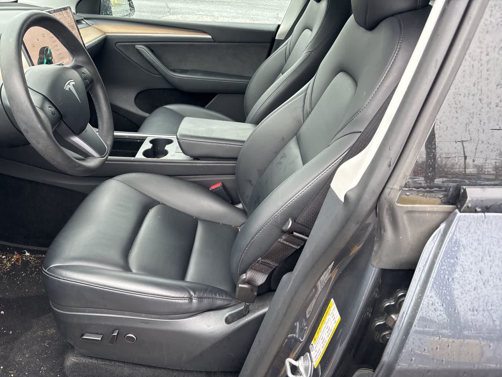 Thumbnail: 2023 Tesla Model Y - 5