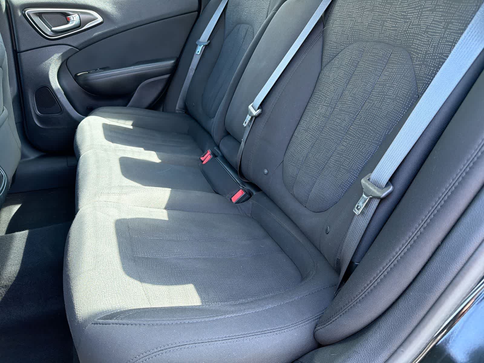 Thumbnail: 2016 Chrysler 200 - 21