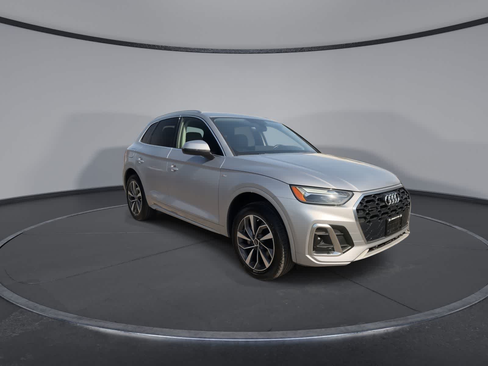 Thumbnail: 2022 Audi Q5 - 2