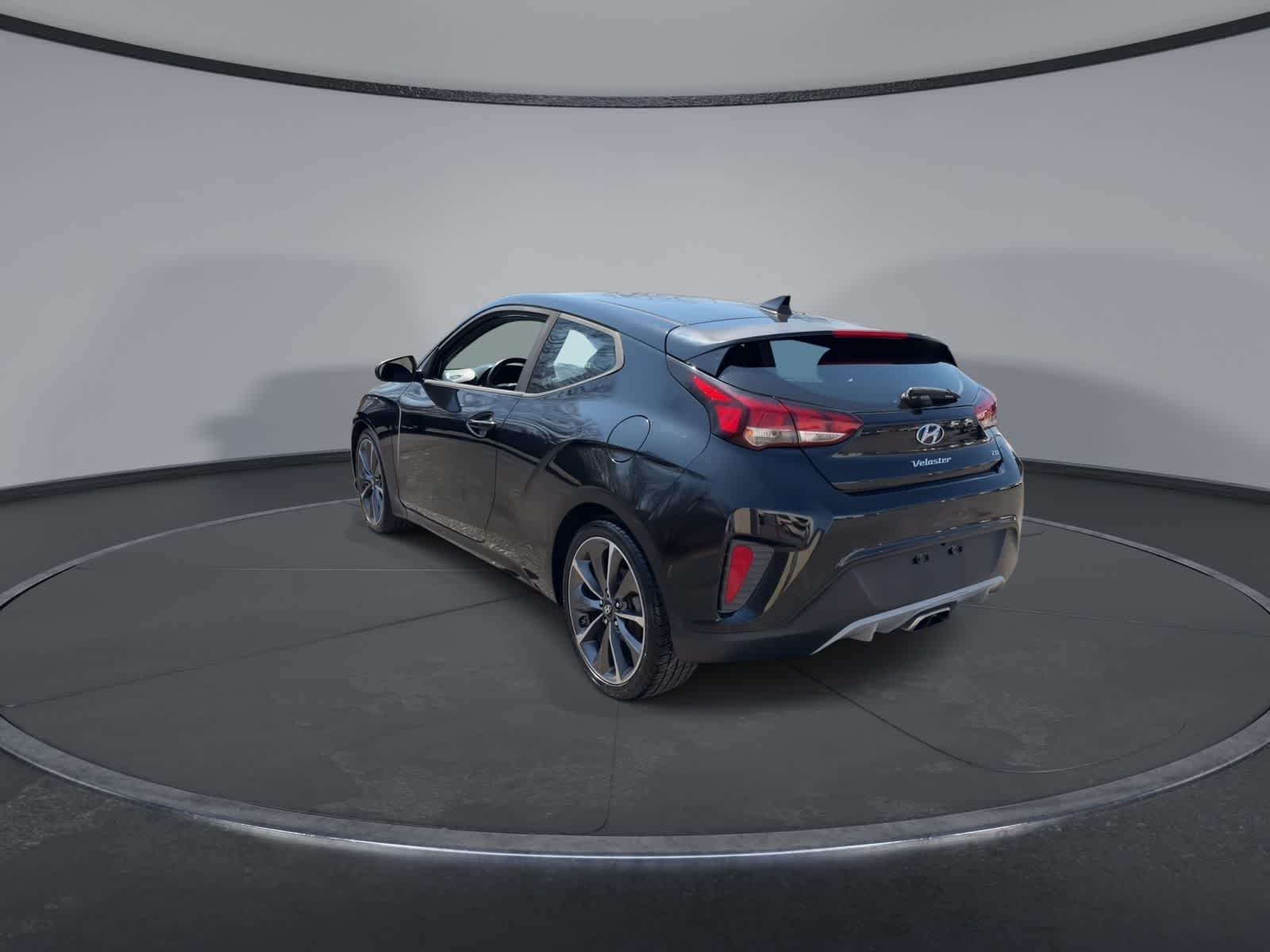 Thumbnail: 2019 Hyundai Veloster - 6