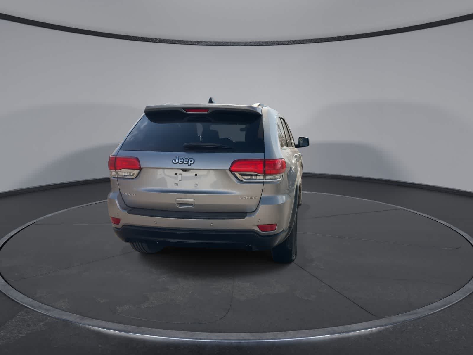 Thumbnail: 2018 Jeep Grand Cherokee - 7