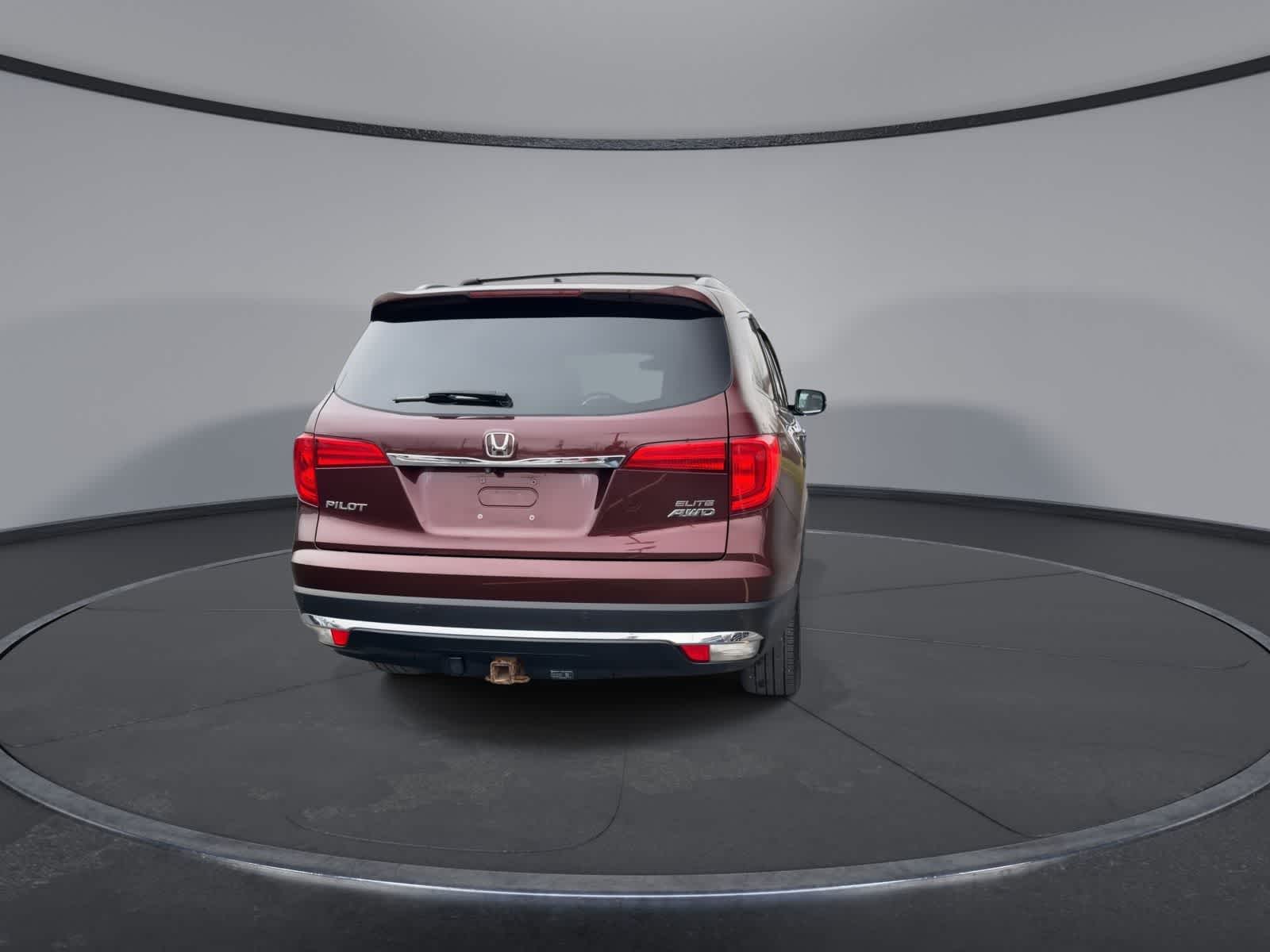 Thumbnail: 2016 Honda Pilot - 7